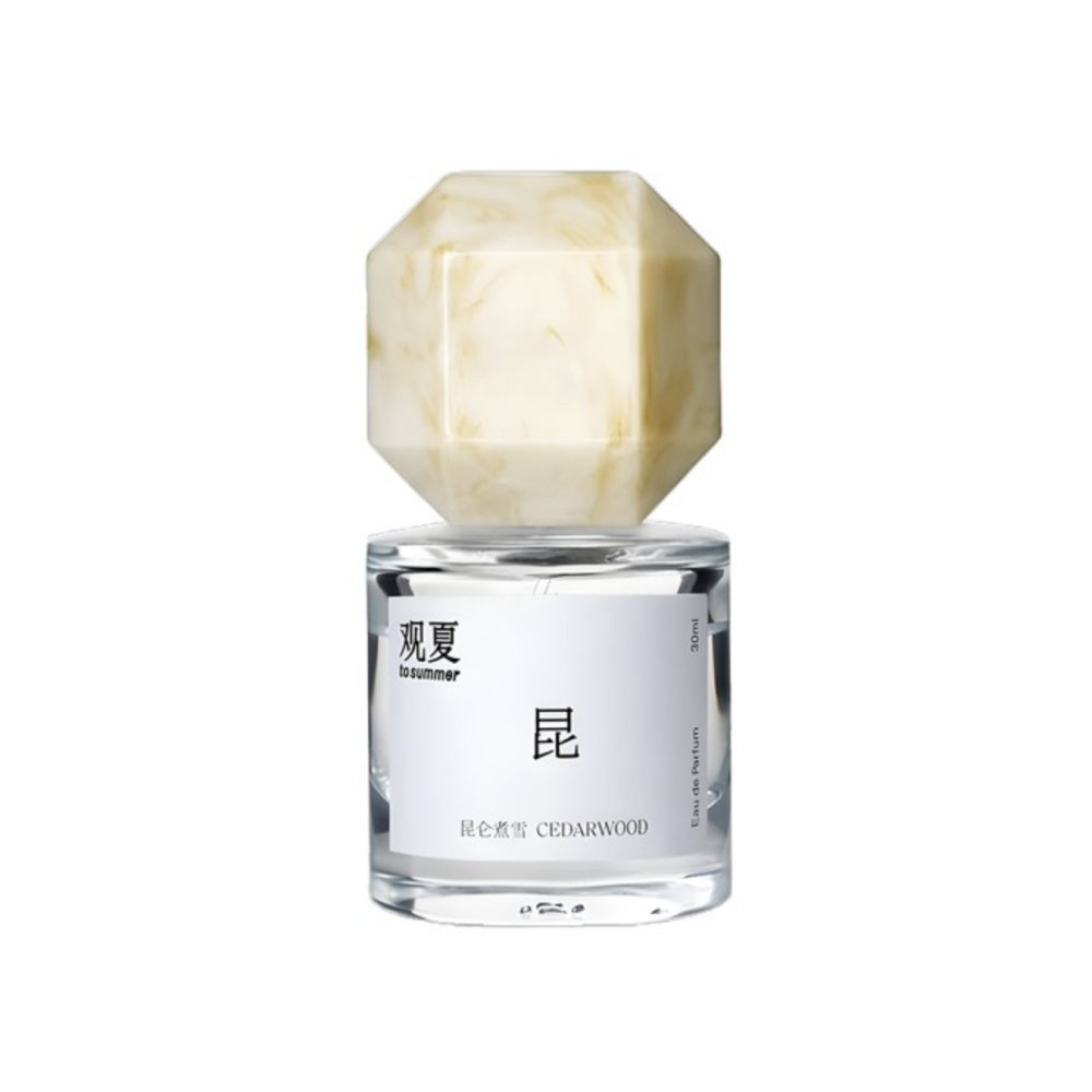 带有小众 Le Labo 感觉的香水促销生成效果示例