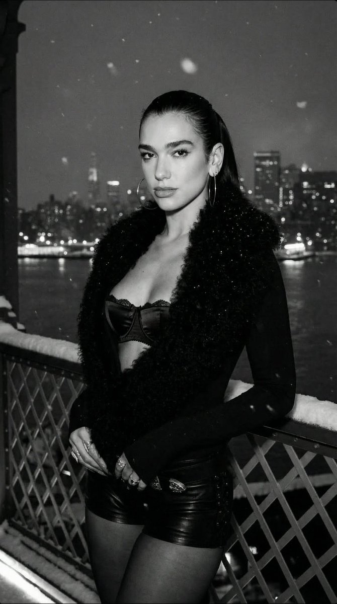 Dua Lipa 黑白电影编辑提示 生成效果示例