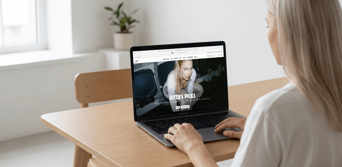 MacBook 模型，后面有用户 生成效果示例