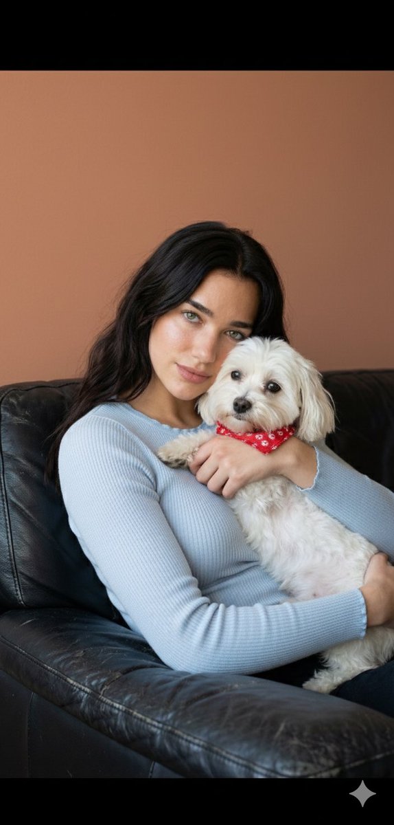 Dua Lipa 舒适肖像与马耳他狗提示 生成效果示例